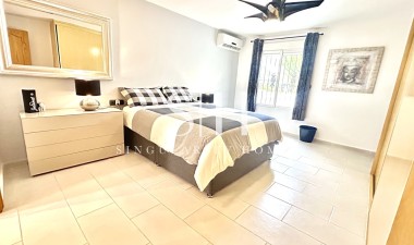 Odsprzedaż - Villa - Catral - Costa Blanca