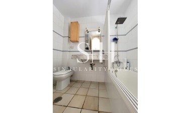 Перепродажа - Квартира / квартира - Torrevieja - Playa De La Mata