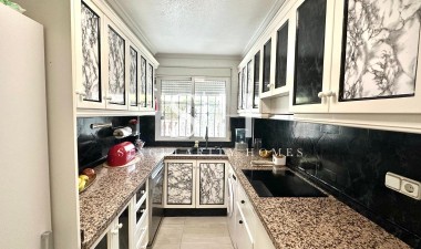 Resale - Villa - Orihuela Costa - La Regia