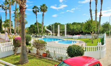 Перепродажа - Casa - Orihuela Costa - Los Dolses