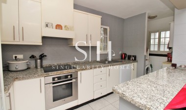 Перепродажа - Casa - Orihuela Costa - Los Dolses