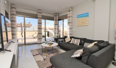 Odsprzedaż - Villa - Orihuela Costa - Villamartin