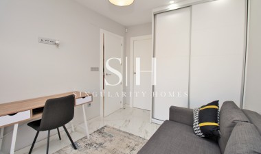 Odsprzedaż - Villa - Orihuela Costa - Villamartin