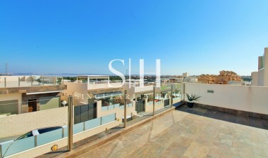 Odsprzedaż - Villa - Orihuela Costa - Villamartin