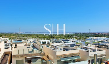 Odsprzedaż - Villa - Orihuela Costa - Villamartin