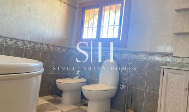 Återförsäljning - Villa - Torrevieja - Costa Blanca