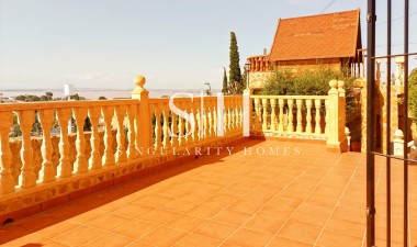 Återförsäljning - Villa - Torrevieja - Costa Blanca