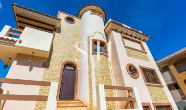 Resale - Villa - Orihuela Costa - Costa Blanca