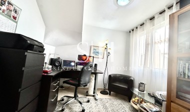 Odsprzedaż - Mieszkanie w bloku - Orihuela Costa - Costa Blanca