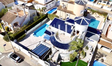 Перепродажа - Villa - Pilar de la Horadada - Inland