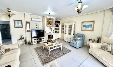 Перепродажа - Villa - Pilar de la Horadada - Inland