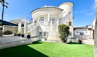 Перепродажа - Villa - Pilar de la Horadada - Inland