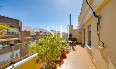 Återförsäljning - Lägenhet / lägenhet - Torrevieja - Centro