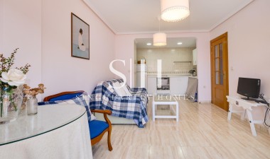 Återförsäljning - Lägenhet / lägenhet - Torrevieja - Centro