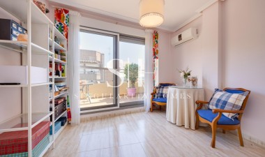 Återförsäljning - Lägenhet / lägenhet - Torrevieja - Centro