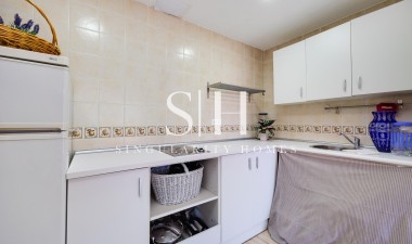 Återförsäljning - Lägenhet / lägenhet - Torrevieja - Centro