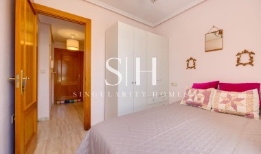 Återförsäljning - Lägenhet / lägenhet - Torrevieja - Centro