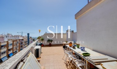 Återförsäljning - Lägenhet / lägenhet - Torrevieja - Centro