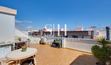 Återförsäljning - Lägenhet / lägenhet - Torrevieja - Centro