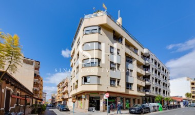 Återförsäljning - Lägenhet / lägenhet - Torrevieja - Centro