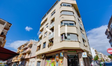 Återförsäljning - Lägenhet / lägenhet - Torrevieja - Centro