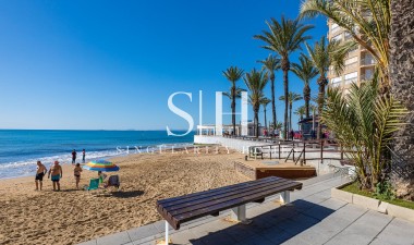 Återförsäljning - Lägenhet / lägenhet - Torrevieja - Centro