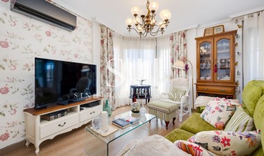 Återförsäljning - Lägenhet / lägenhet - Torrevieja - Centro