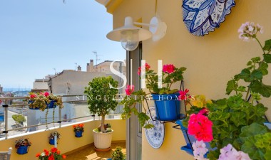 Återförsäljning - Lägenhet / lägenhet - Torrevieja - Centro