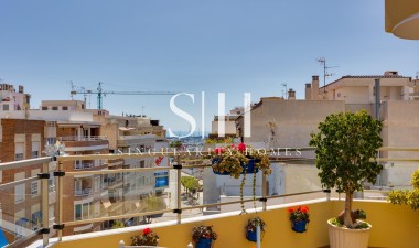 Återförsäljning - Lägenhet / lägenhet - Torrevieja - Centro