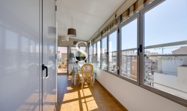 Återförsäljning - Lägenhet / lägenhet - Torrevieja - Centro