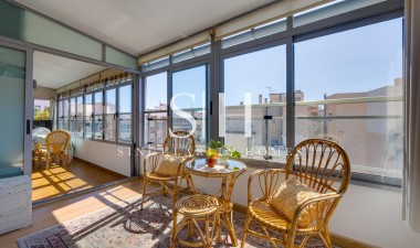 Återförsäljning - Lägenhet / lägenhet - Torrevieja - Centro