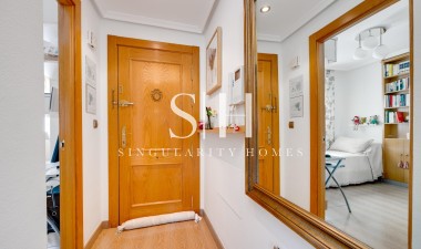 Återförsäljning - Lägenhet / lägenhet - Torrevieja - Centro