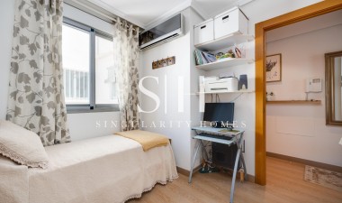 Återförsäljning - Lägenhet / lägenhet - Torrevieja - Centro