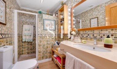 Återförsäljning - Lägenhet / lägenhet - Torrevieja - Centro