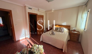 Herverkoop - Huis - Guardamar del Segura - Pueblo