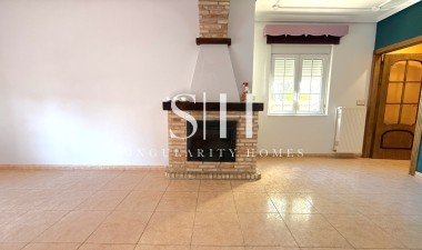 Återförsäljning - Villa - Pilar de la Horadada - Costa Blanca