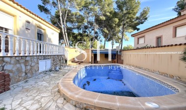 Återförsäljning - Villa - Pilar de la Horadada - Costa Blanca