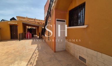 Återförsäljning - Villa - Torrevieja - Costa Blanca