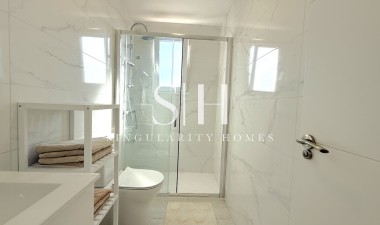 Odsprzedaż - Mieszkanie w bloku - Torrevieja - Costa Blanca