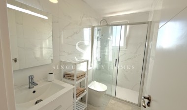 Odsprzedaż - Mieszkanie w bloku - Torrevieja - Costa Blanca