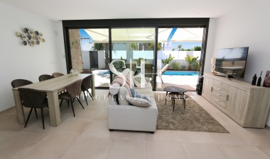 Återförsäljning - Villa - Pilar de la Horadada - Costa Blanca