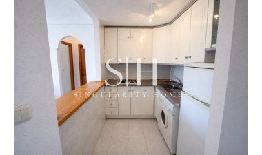 Odsprzedaż - Mieszkanie w bloku - Torrevieja - Costa Blanca