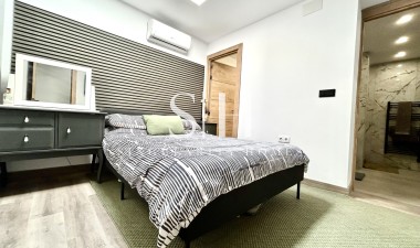 Перепродажа - Casa - San Miguel de Salinas - Inland