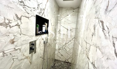 Перепродажа - Casa - San Miguel de Salinas - Inland