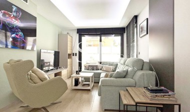 Återförsäljning - Villa - Orihuela Costa - Costa Blanca