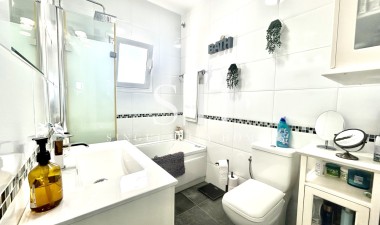 Återförsäljning - Villa - Orihuela Costa - Costa Blanca