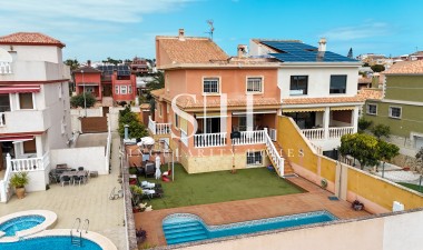Resale - Villa - Torrevieja - Aguas nuevas 1