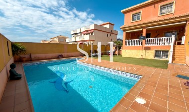 Resale - Villa - Torrevieja - Aguas nuevas 1