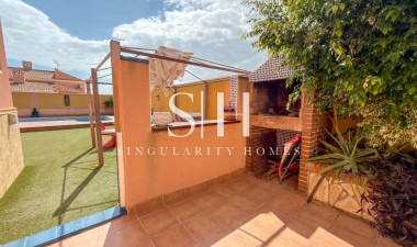 Resale - Villa - Torrevieja - Aguas nuevas 1