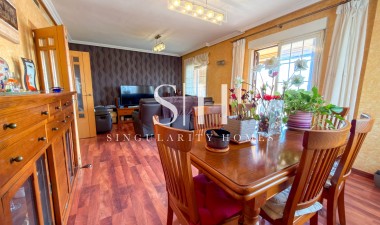 Resale - Villa - Torrevieja - Aguas nuevas 1